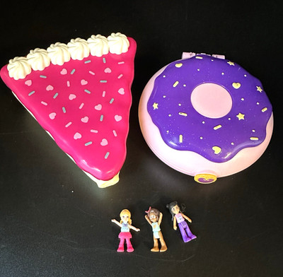 Polly Pocket Donut Pajama Party and Pie Slice Party Zone with 3 Figures