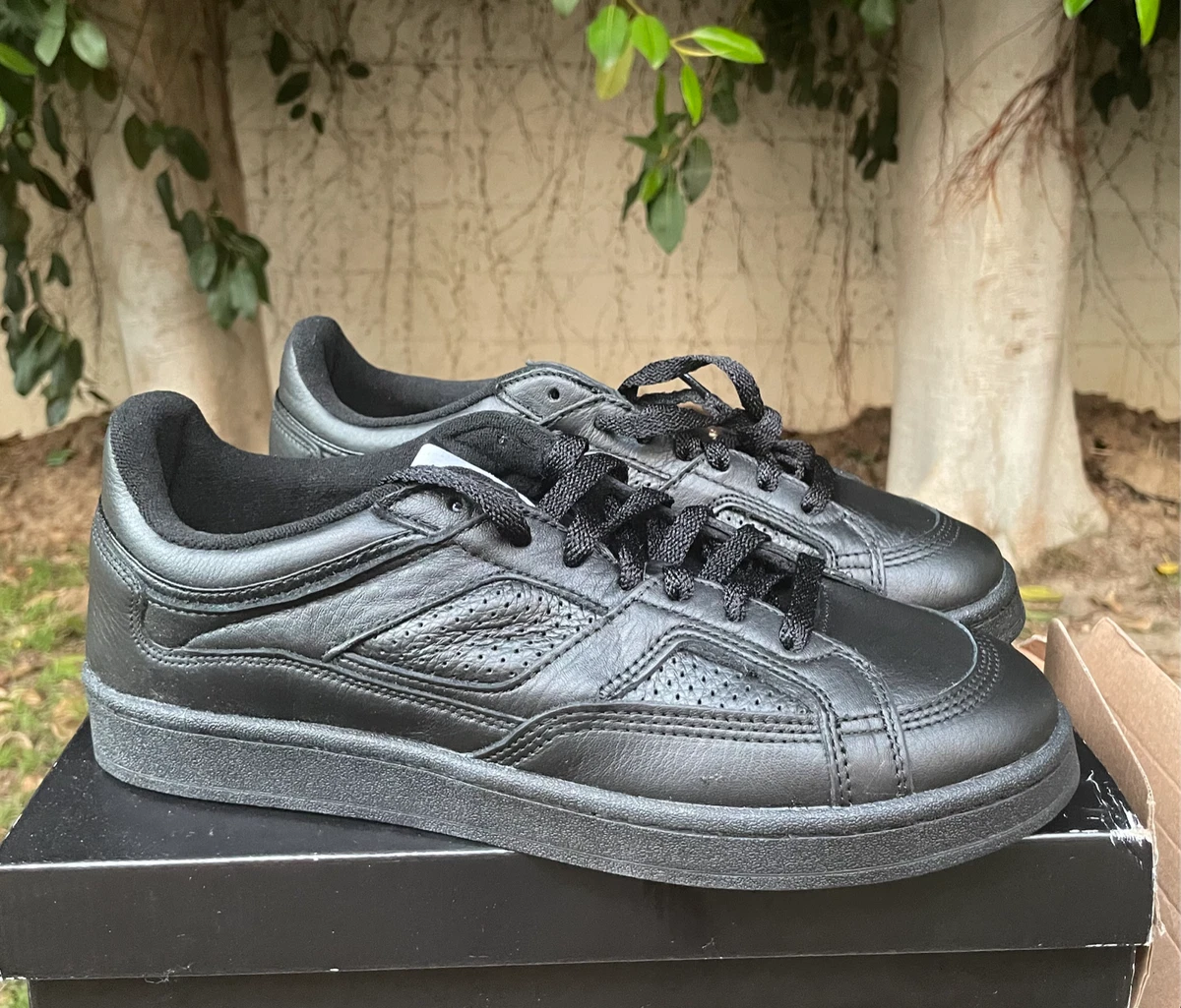 Adidas fa sales