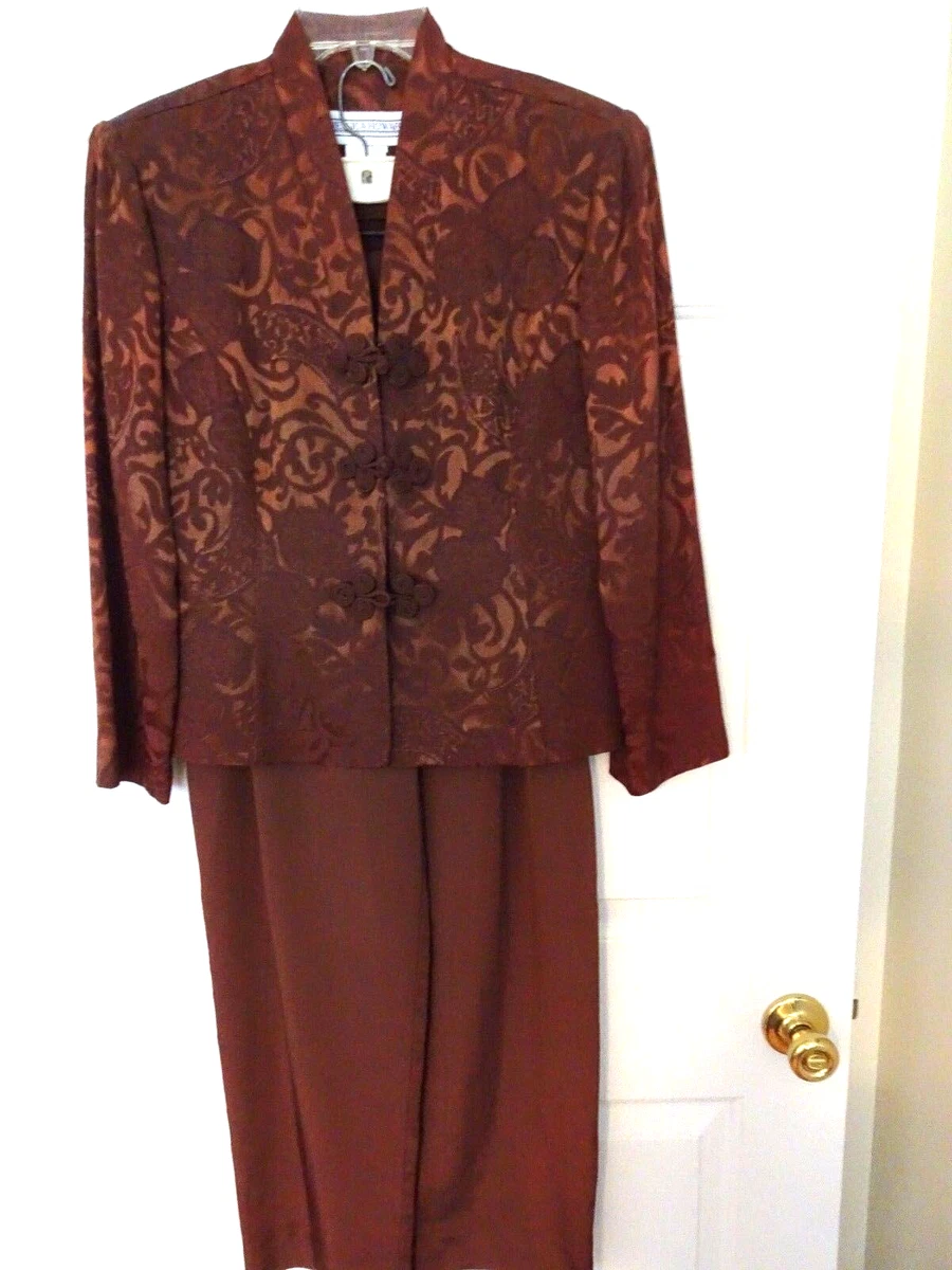 JESSICA HOWARD LADIES SIZE 8 BROWN DRESSY PANT SUIT-NWOT-MANDARIN  COLLAR-PLEAT