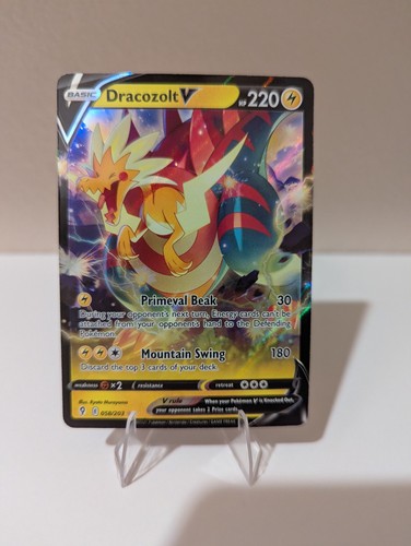 Dracozolt V 058/203 SWSH07: Evolving Skies Pokemon Holofoil NM