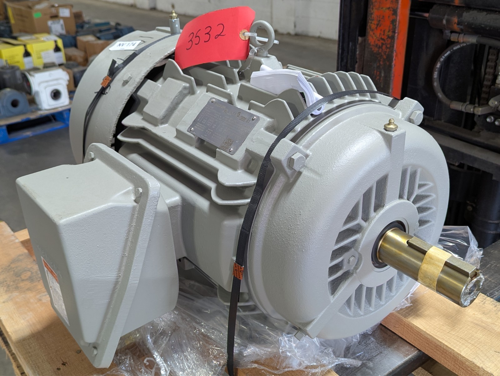 NEW SIEMENS 25 HP MOTOR / 460 VOLT 1775 RPM 284T FRAME