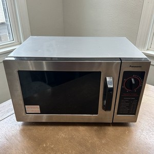 Panasonic NE-1024F 1000W Stainless Steel Commercial Microwave Oven FOR PARTS