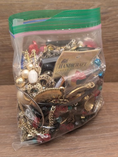 Vintage Jewelry Lot Assorted Varies Items And Condition #1