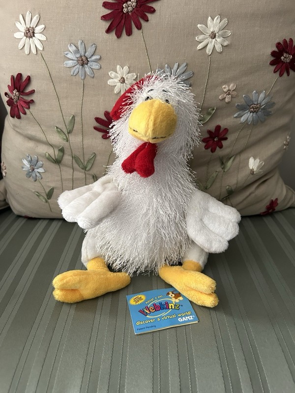 🐓Authentic Webkinz Chicken with UNUSED Code - HM205