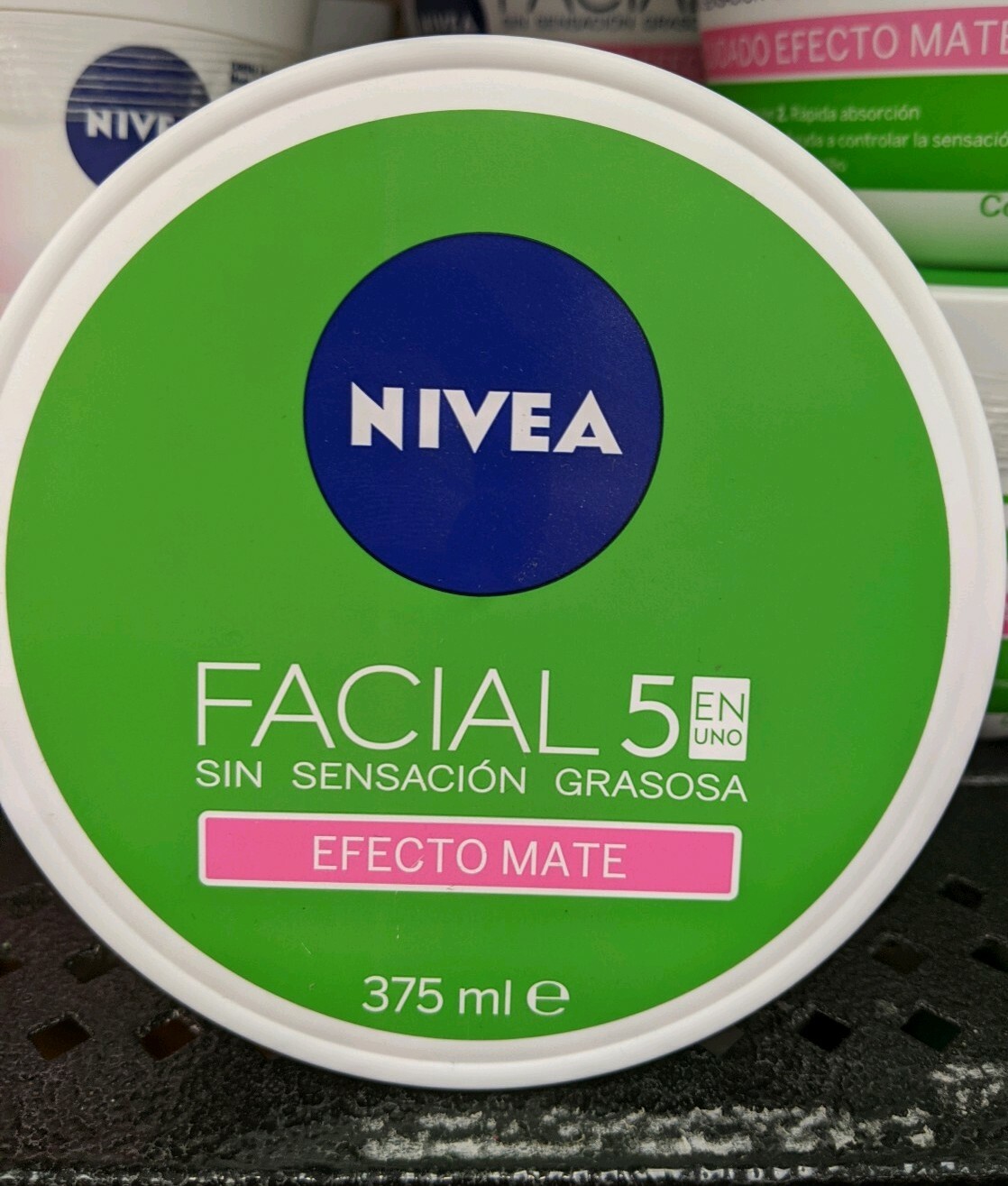 Nivea 5 en 1 Cuidado Efecto Mate 375ml Crema Facial Antibrillos