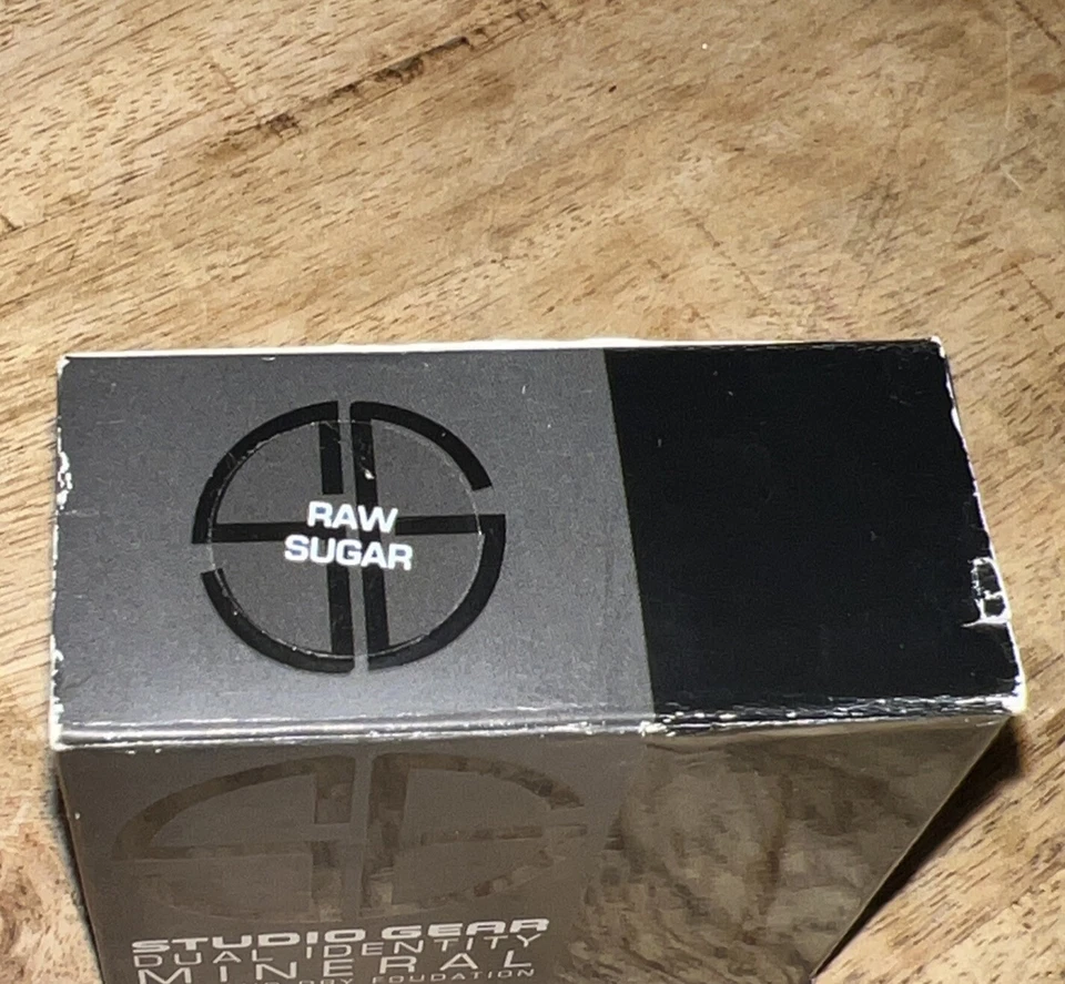 New Studio Gear Cosmetics Dual Identity Wet/Dry Mineral Foundation Raw Sugar - Image 2 of 4