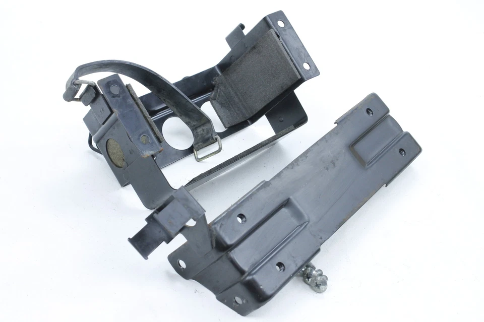 93-98 Suzuki GSXR 1100 W GSXR1100 W OEM batería sujeción abrazadera correa bandeja Foto 3 de 4