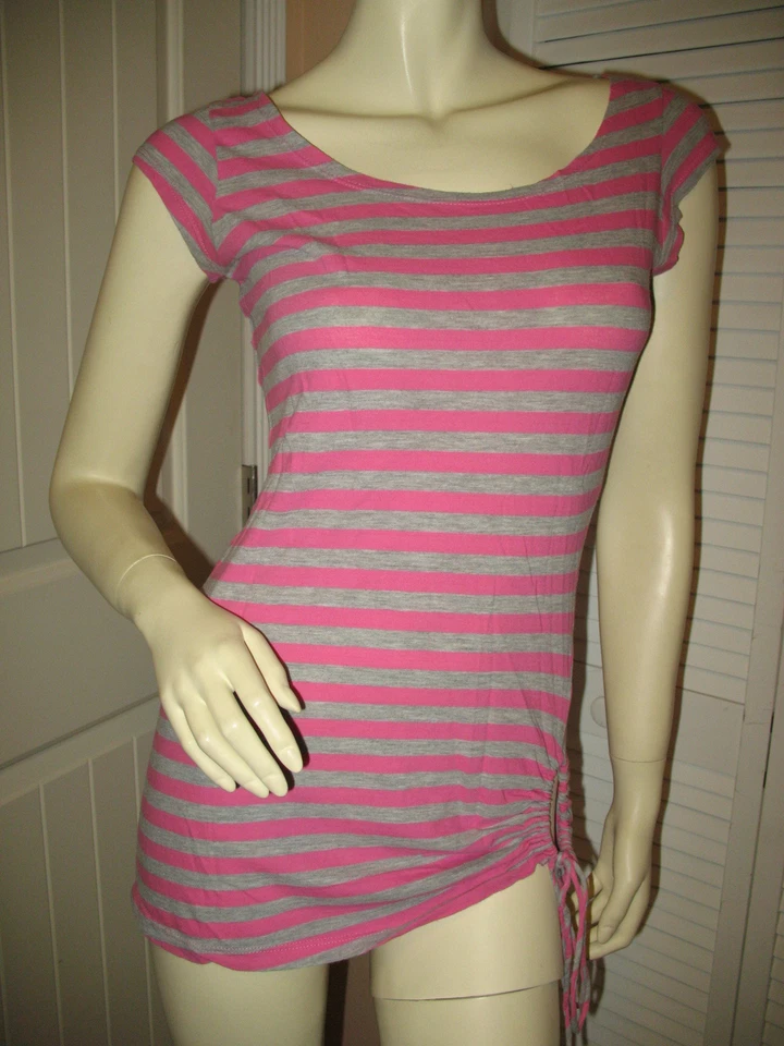 Y2K Forever 21 Long Bodycon Top M Cap Sleeve Striped Pink Gray Streetwear Surfer - Image 3 of 4