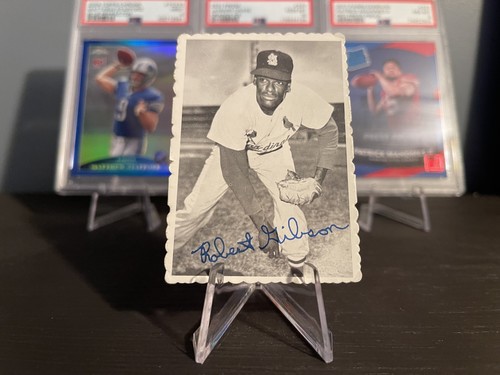 Bob Gibson #29 1969 Topps Deckle Edge card