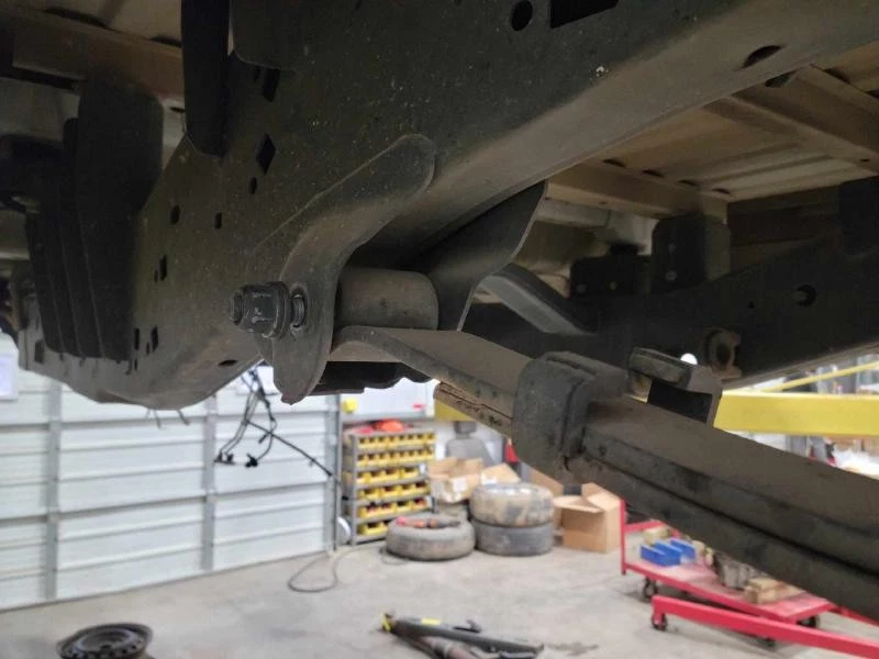 Conjunto de resorte de hoja trasero Ford F-150 2015-2020 lado izquierdo o derecho OEM FL3Z5560A Foto 2 de 4