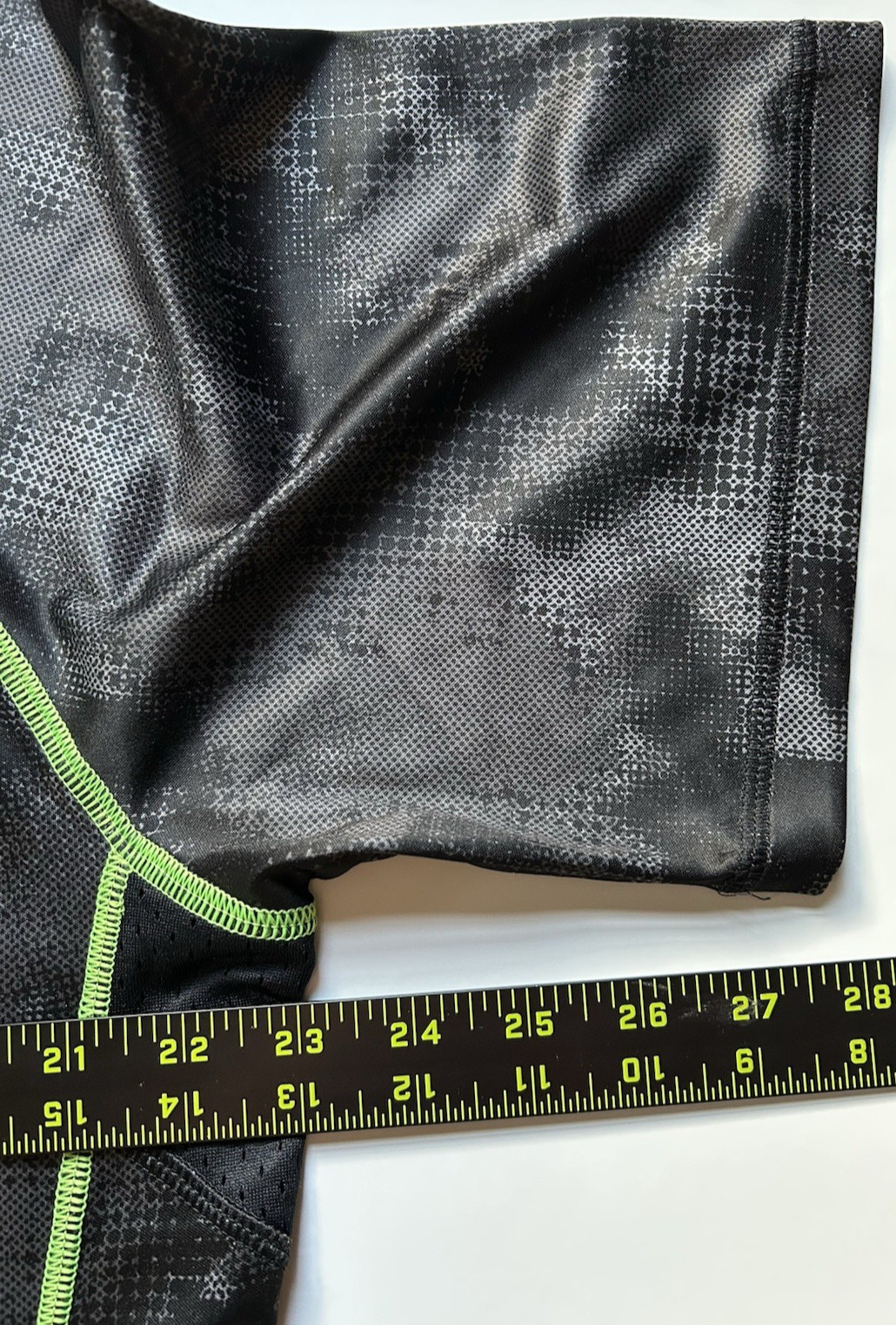 ASICS Running Performance Black Camo Pattern Shir… - image 6