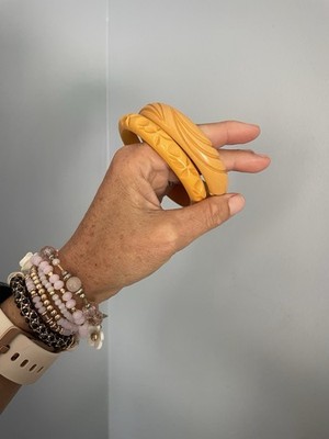 Vintage Orange Bakelite Bangles Bracelet Etched Set Of 2 Eggyolk Color