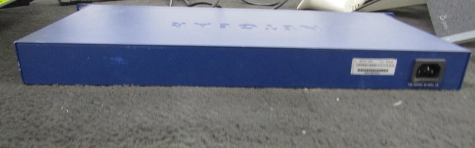 Netgear ProSafe 16-Port Gigabit 10/100/1000Mbps Ethernet Smart Switch GS716T V2 - Image 3 of 4