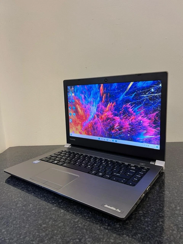 Toshiba Tecra A40 Laptop Windows 11 14" FHD Intel i5 7200U 8GB 256GB SSD HDMI - Image 4 of 4