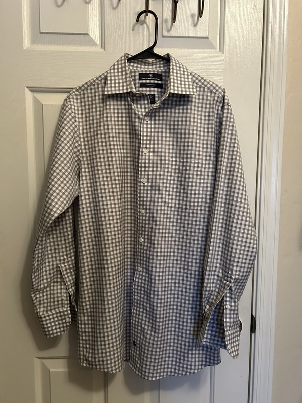 hart schaffner marx mens shirt. size 15.5/34