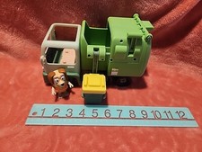 Bluey Garbage Trash Truck Playset w/ Bin Man  1 Trash Can Good Condition