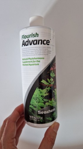 Fertilizzanti Seachem per acquario acqua dolce con piante - Imagen 3 de 10