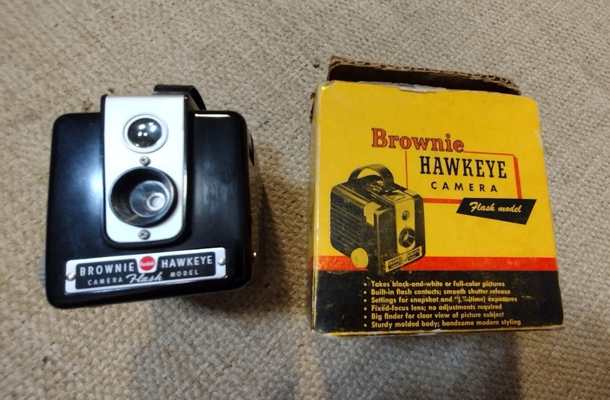Kodak Brownie Hawkeye Camera Flash Model 620 Film S536
