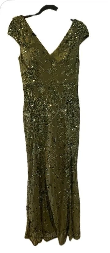 Vestido de sirena formal con lentejuelas verdes hasta el suelo - USADO UNA VEZ durante 4 horas Foto 3 de 4