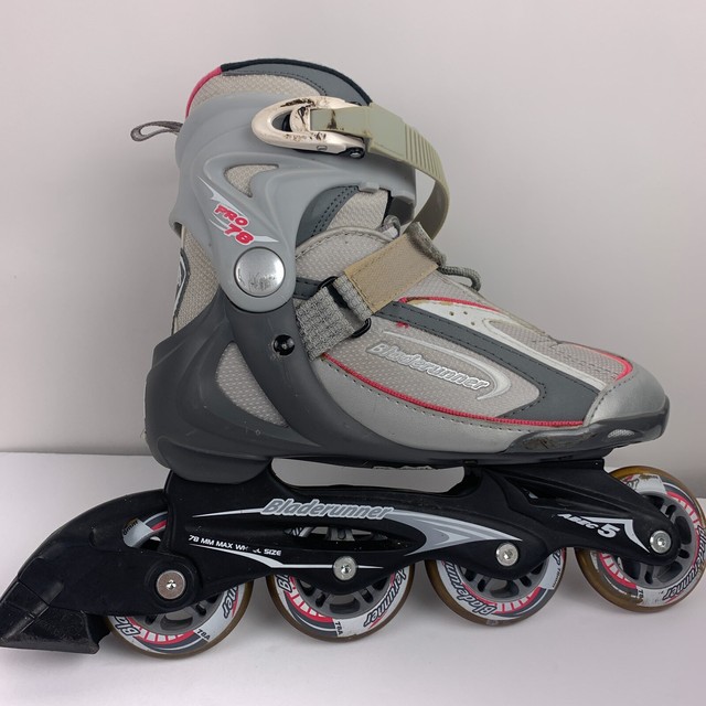 size 7 womens rollerblades