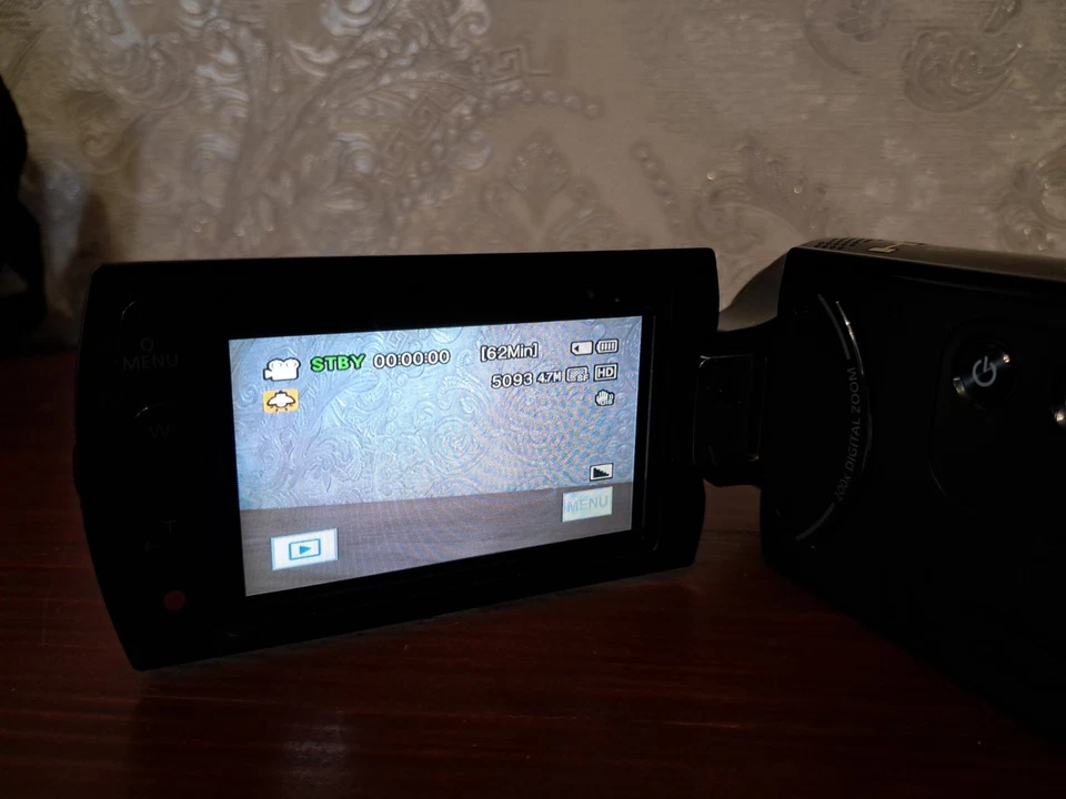 Samsung HMX-H204BP Digital Video Camera Recorder Camcorder SSD 16 Gb + SD Card - Image 4 of 4