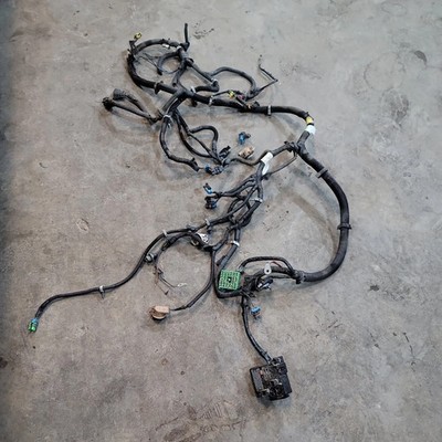  2003-2006 GMC Yukon Tahoe Suburban Headlight / Fan Wiring Harness OEM 1181266