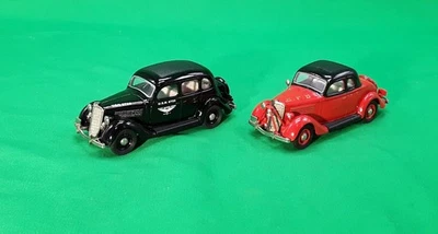 2 FORD V8 REXTOYS- FLEET MARINE FORCE et POMPIER- 1/43 - Photo 1/4