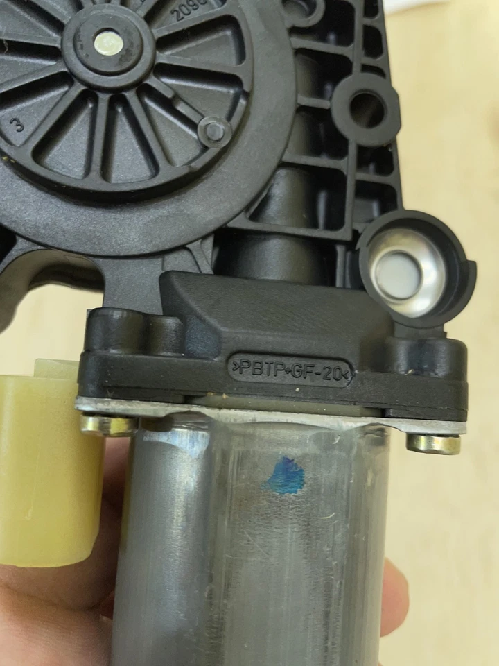 Motor de ventana eléctrica GM OEM y soporte buzos regulador LH 99-02 Impala Grand Prix Foto 4 de 4