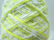 200g Effektgarn, Strickwolle, viel Baumwolle, Bouclé, weiß grün Limone