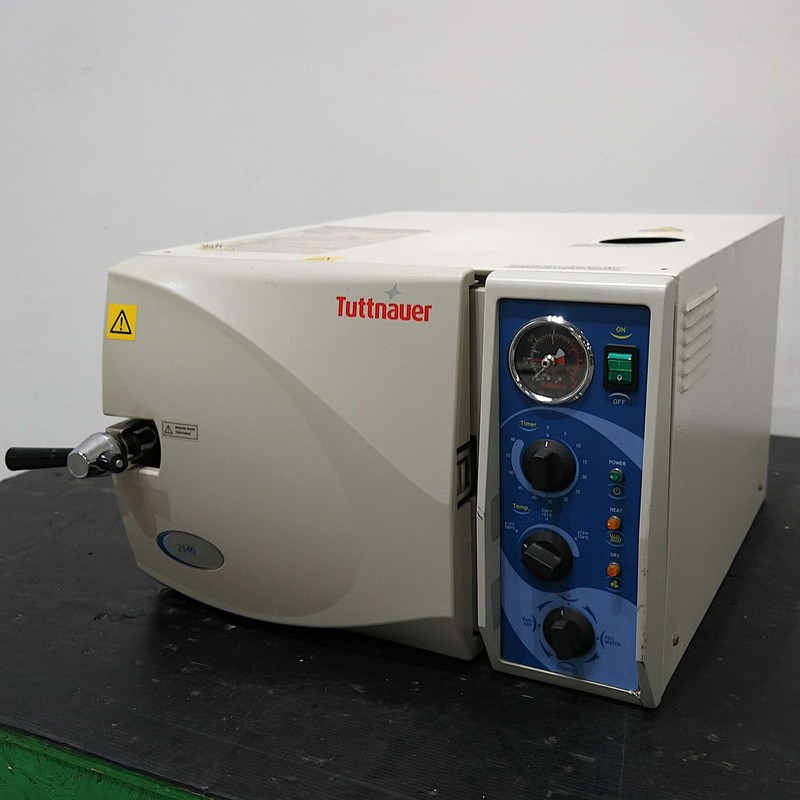 Tuttnauer 2540M Autoclave-Steam Sterilizer for parts or repair