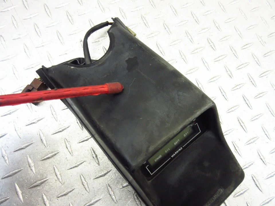 83 84 Kawasaki GPZ 1100 ZX1100 1984 OEM medidor de combustible digital carenado de carcasa Foto 4 de 4