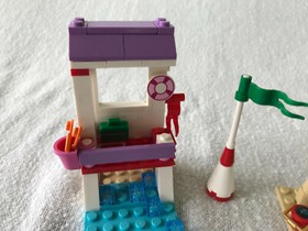 LEGO Friends Emma's Lifeguard Post (41028) Complete, no instructions