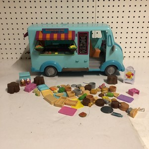 calico critters food truck