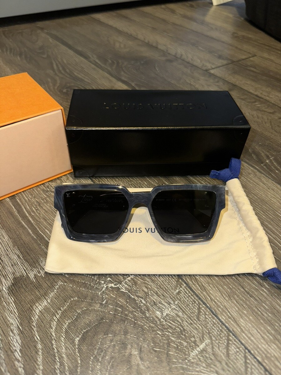 Louis Vuitton 1.1 Millionaires Sunglasses Gris Marble  display picture 1