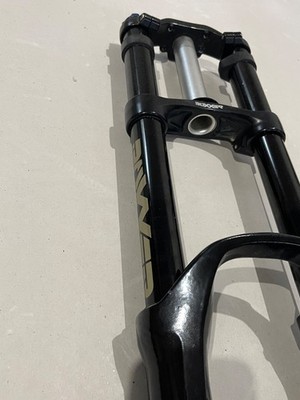 パーツ RockShox BoXXer RC 27.5 2017 RockShox BoXXer RC (27.5-inch) - Planet Bike East Brunswick