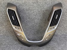 2012-2017 Hyundai Veloster Turbo Center Dash Vent Bezel Heated Seats Oem 2012-2017 Hyundai Veloster Turbo Center Dash Vent Bezel Heated Seats Oem