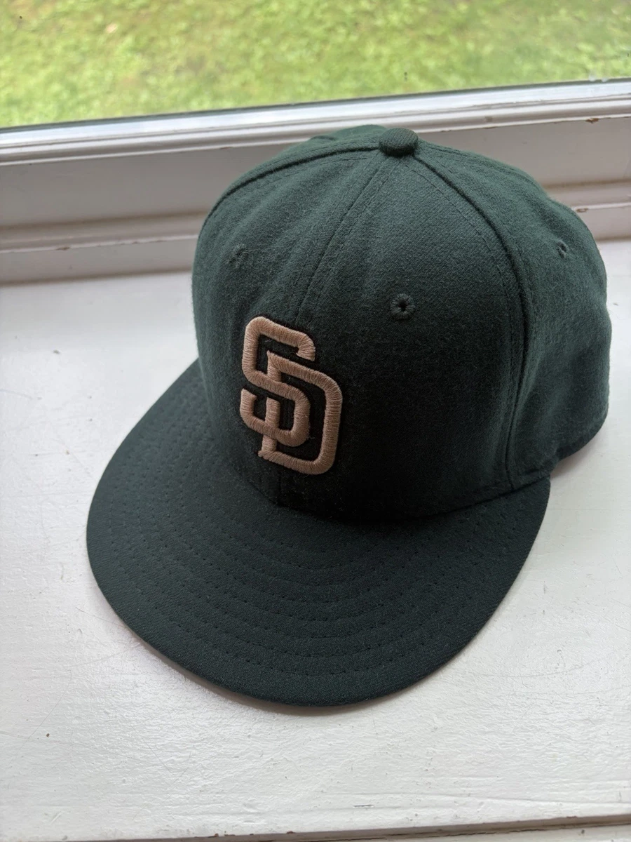New Era 7 1/4 Size San Diego Padres MLB Fan Apparel & Souvenirs