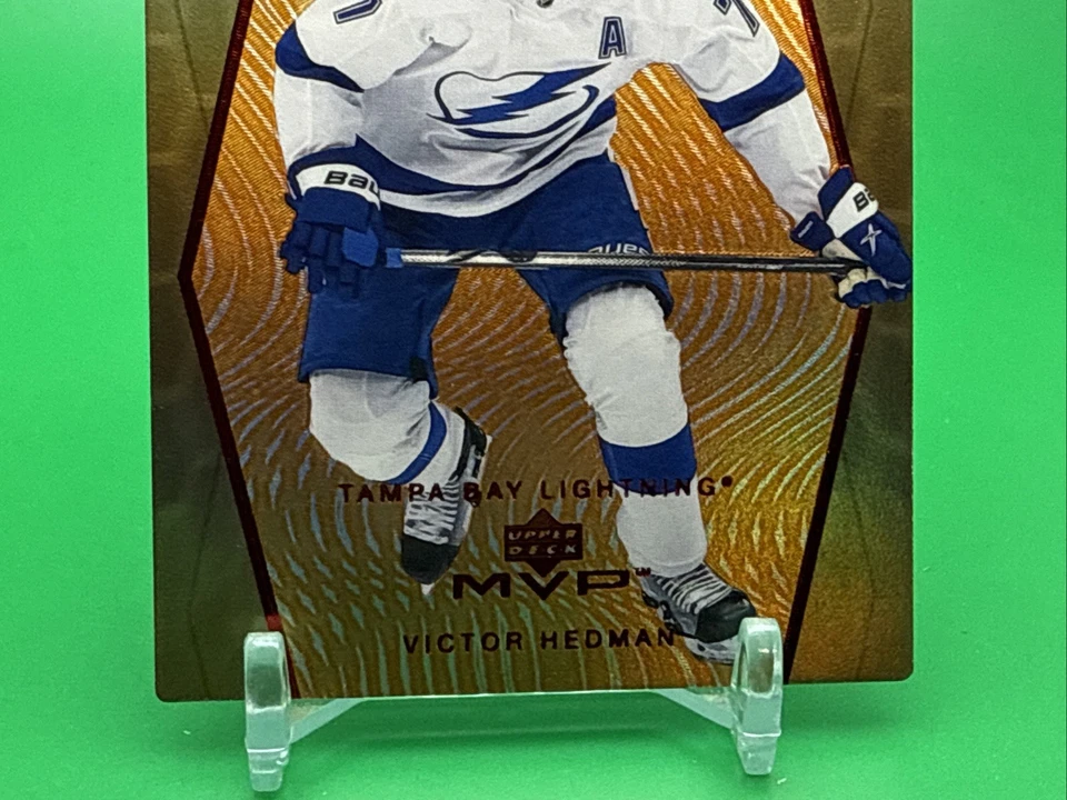 Victor Hedman 2023-24 Upper Deck MVP Talent Gold Die Cut MT-13 Serial #215 /250 - Image 3 of 4