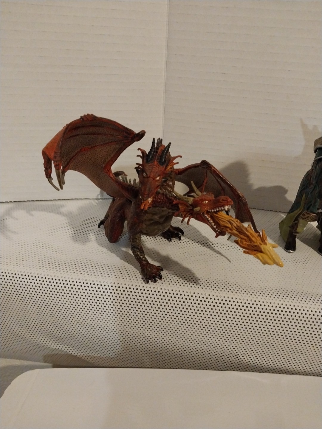 Picture 2 of 9