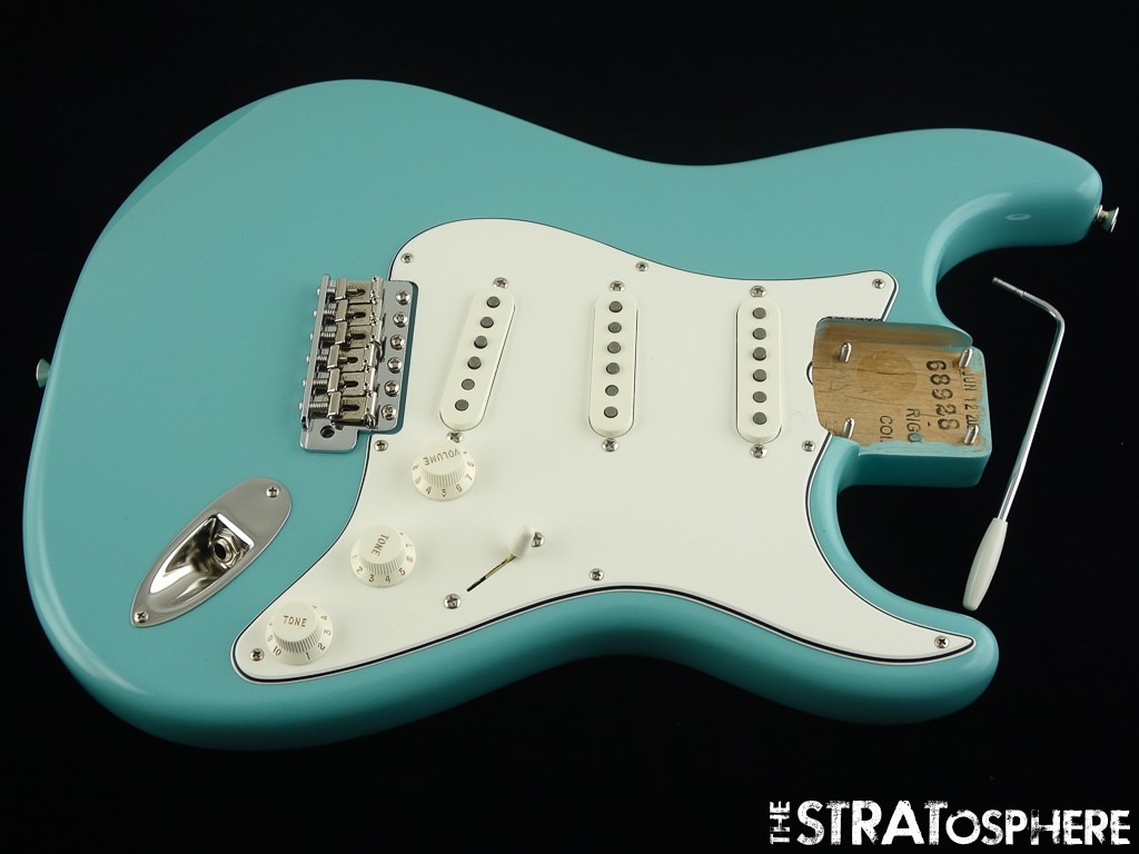 Fender ERIC JOHNSON Strat LOADED BODY USA Nitro Tropical Turquoise