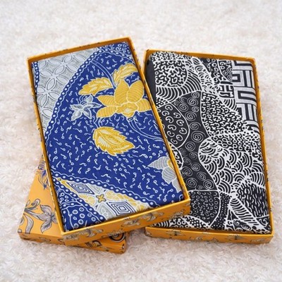 Malaysian Batik Sarong Wrap Beach Pareo Fabric Elegant Cultural Gift with Box