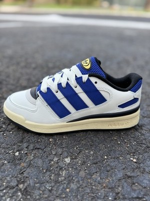 Adidas Originals Forum2000 Shoes in Off White / Semi Lucid Blue