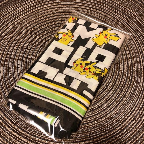 Bufanda de Longchamp x Pokemon Pikachu Collab negra talla 50 x 50 sin usar | eBay