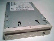 Iomega Z250ATAPI ZIP 250 250i drive IDE 40pin Code:41S 5501680 550-1680 Sun