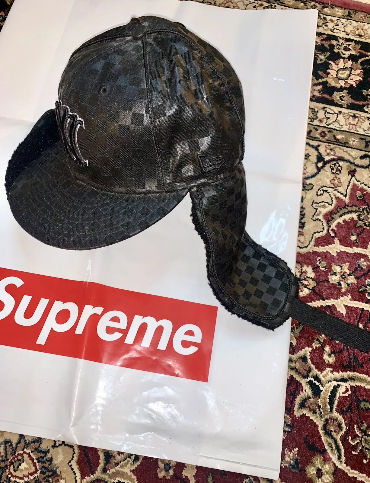 Supreme NY New York Yankees laine rabat oreille New Era noir à carreaux 7 1/4