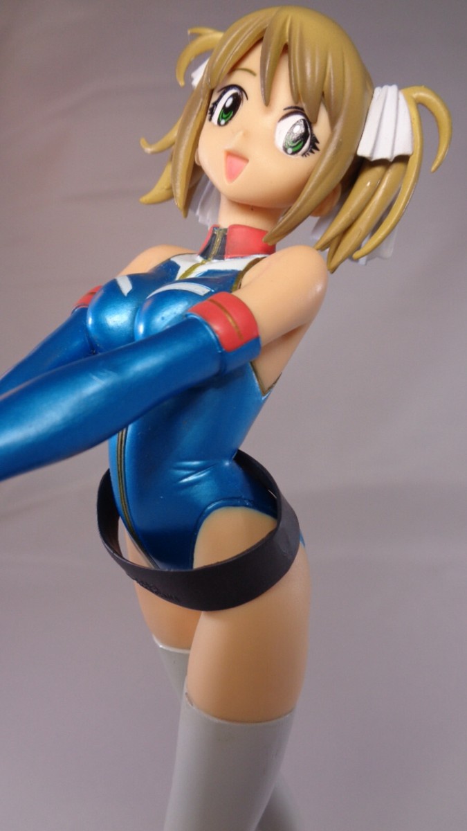 Reiko N  Reiko Holinger DX Card Builder Operator Girls Figure Mobile