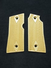 Maple Double Diamond Colt Mustang Pocketlite Grips