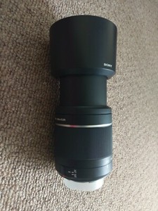 PRISTINE **SONY DT 55-200mm f4-5.6 SAM ZOOM LENS - ALPHA A MOUNT