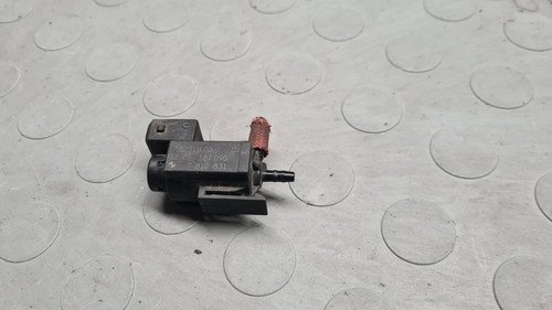 BMW X1 E84 2013 Diesel 105kW Turbolader Druckwandler Magnetventil