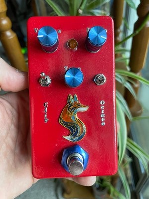 Foxxy Fuzz Tune Wave Guitar Pedal